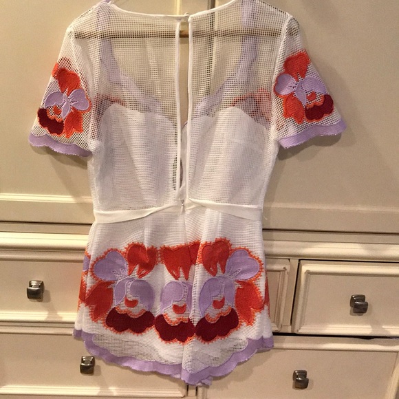 White floral romper - Picture 2 of 4